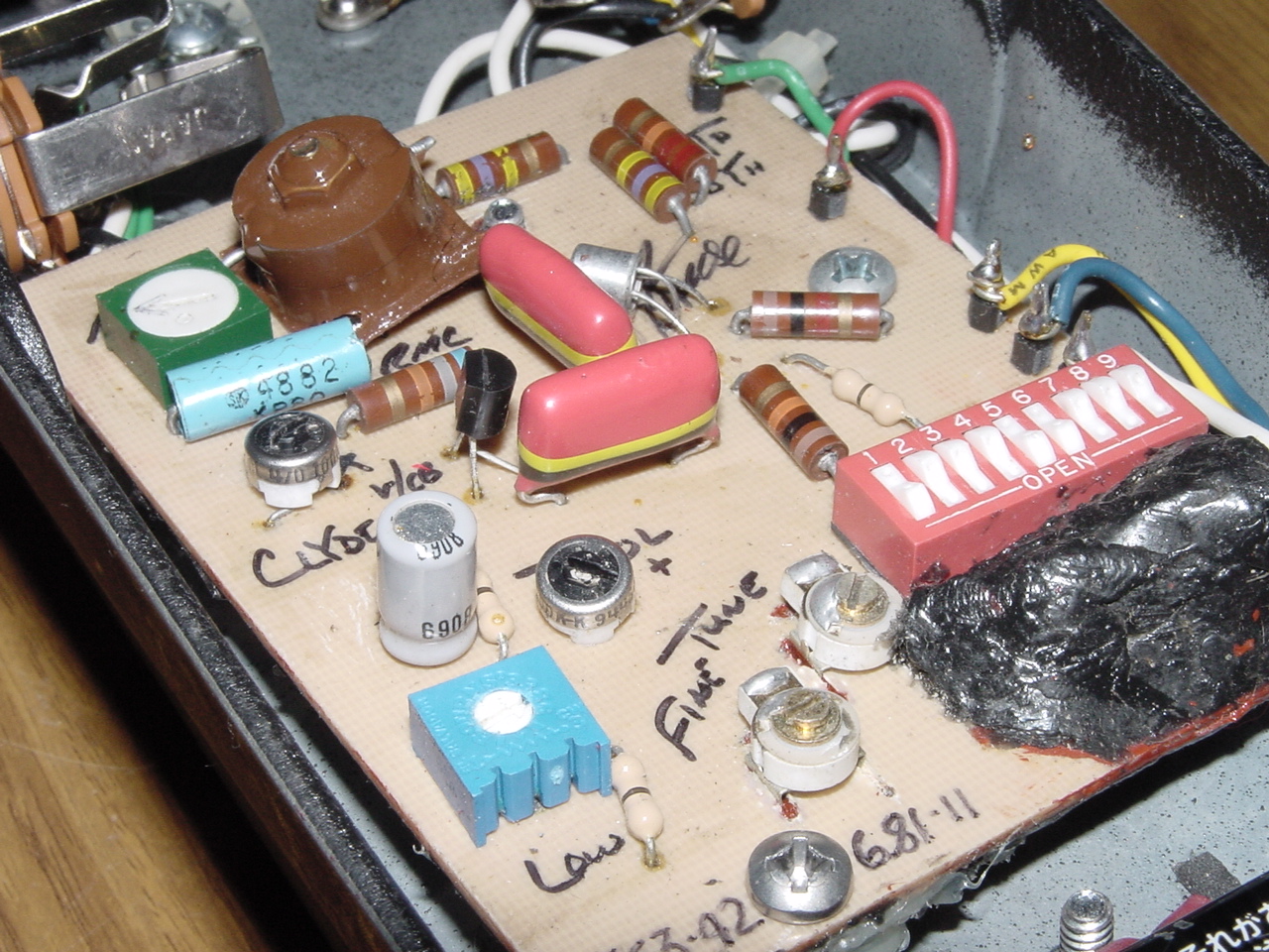 RMC3 WAH(REAL MCCOY CUSTOM)中身写真だけ ギター・エフェクターの自作