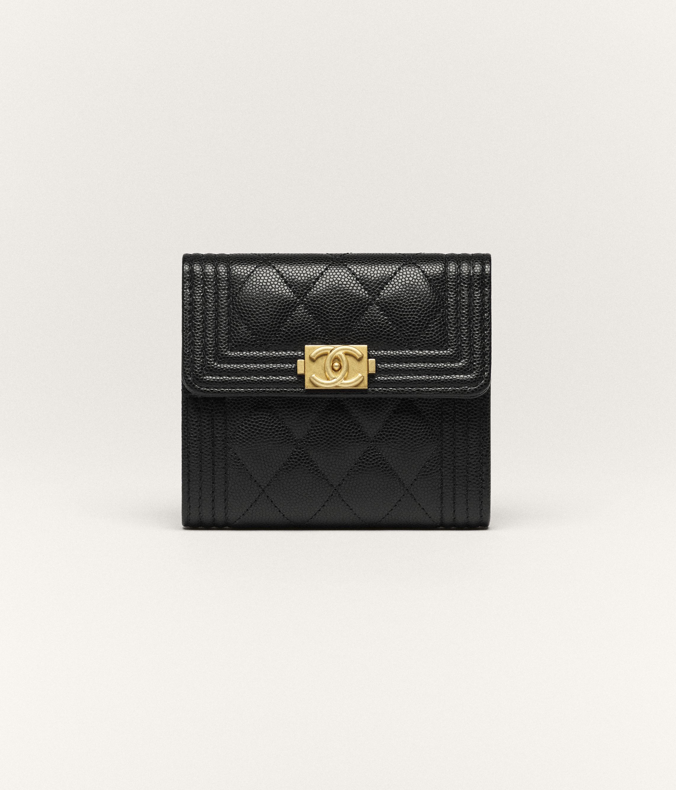 Boy chanel スモール フラップ ウォレット - シャイニー グレインド