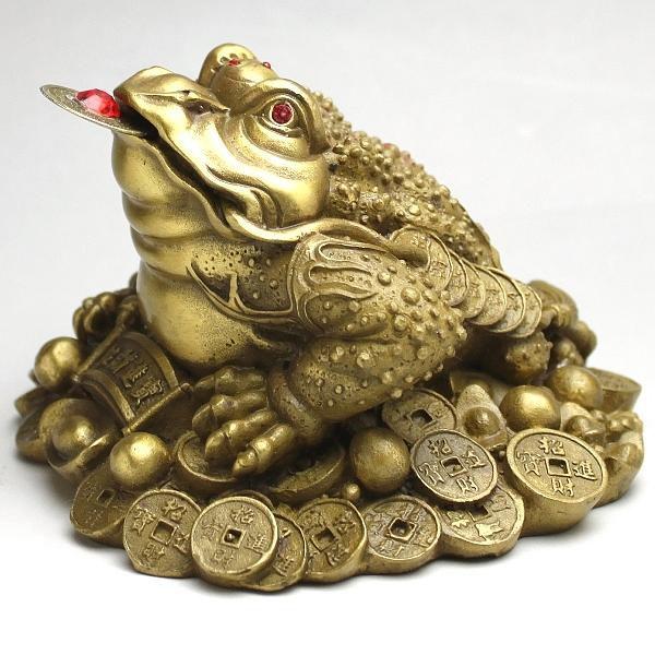 開運 三脚蛙 三本足 カエル 置物 真鍮 風水 玄関 縁起 金色 かわいい