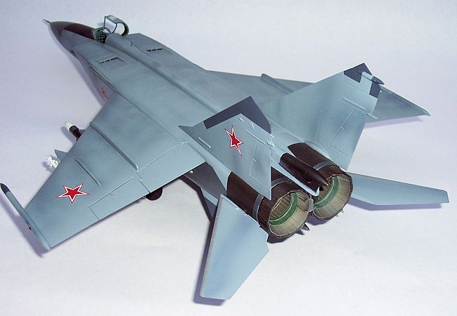 Kitty Hawk 1/48 MiG-25PD/PDS Foxbat, by Kevin Thompson