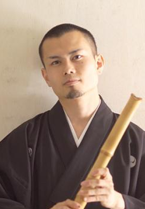 kaminaga-284x410.png