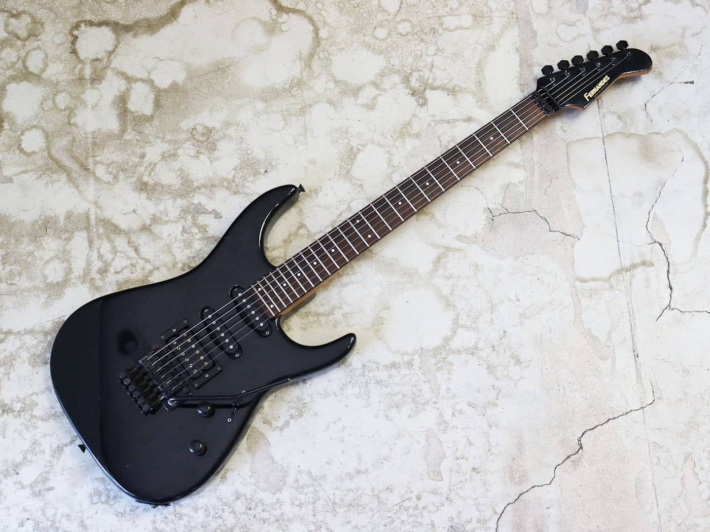 中古】Fernandes FR SSH ストラトタイプ - 神奈川県の中古楽器店