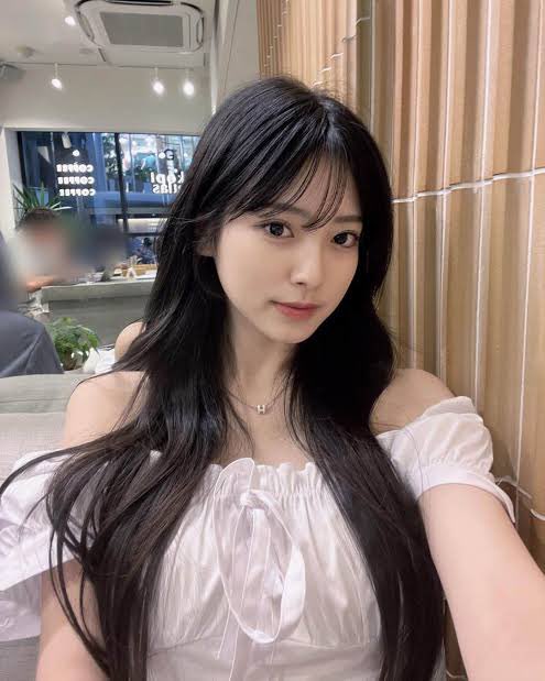 MEOVV アンナ（田中杏奈） ファッション誌「ニコ☆プチ」（新潮社