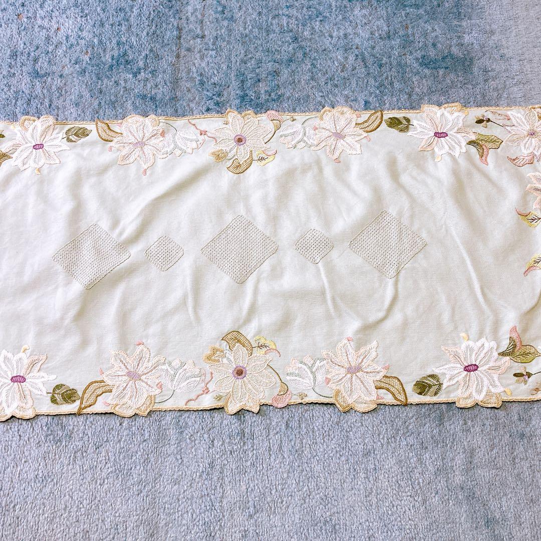 戸塚刺繍　テーブルセンター 高密度カラー刺繍 テーブルセンター 約20×80cm [ardente]｜インテリア