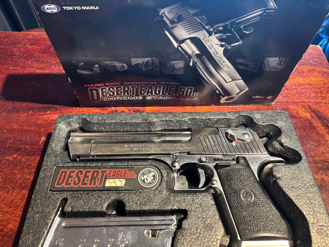 マグナムリサーチ DESERT EAGLE .50AE ガスガン Magnum Research Desert Eagle Mark XIX .50AE Pistol