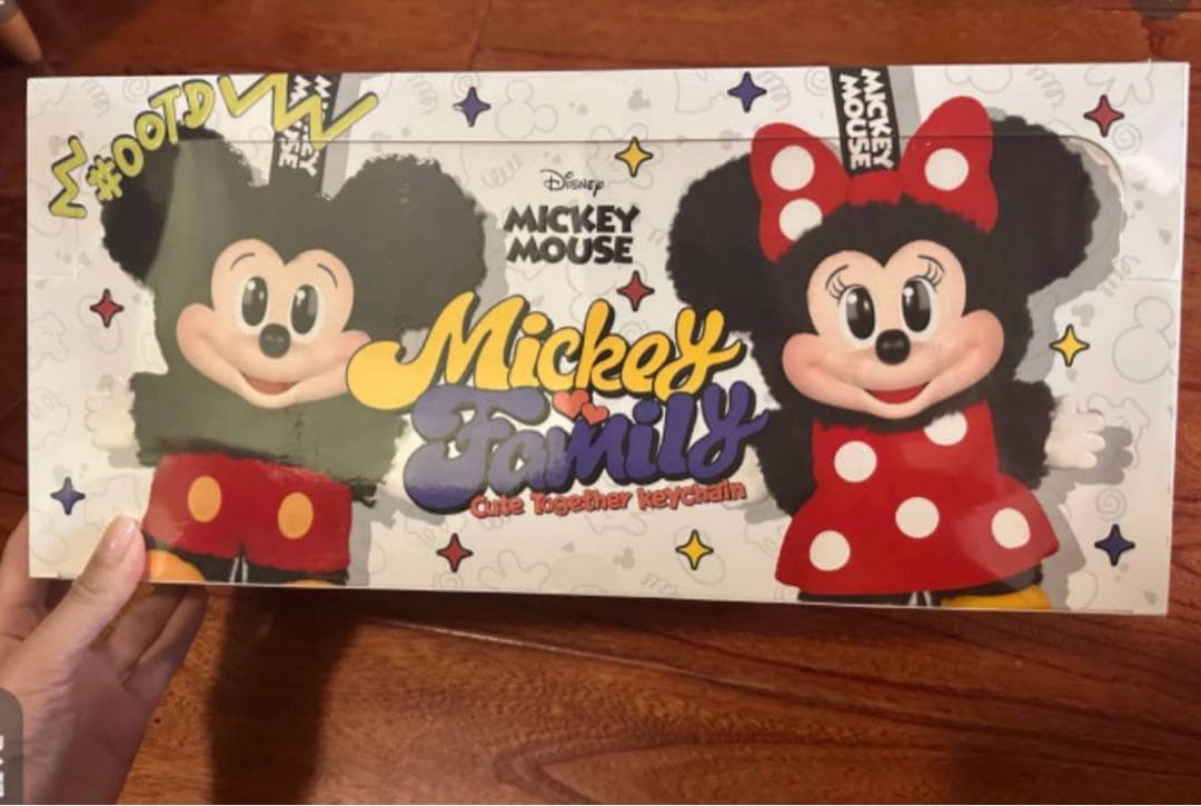 新品♡国内完売POPMARTディズニーキーチェーンアソートBOX（８個入） 楽天市場】【正規品】 Pop Mart Mickey Family Cute Together Keychain