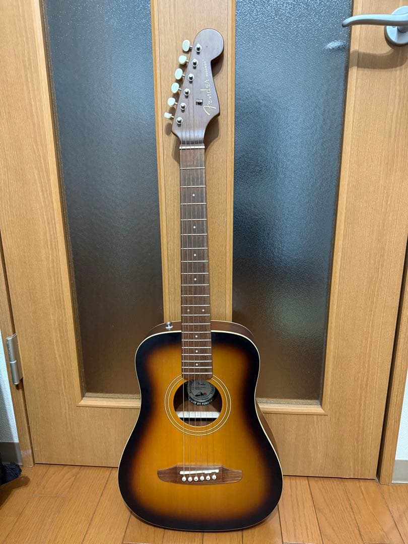 Fender Redondo Mini（Sunburst ソフトケース付属） Amazon | Fender アコースティックギター Redondo Mini, Sunburst