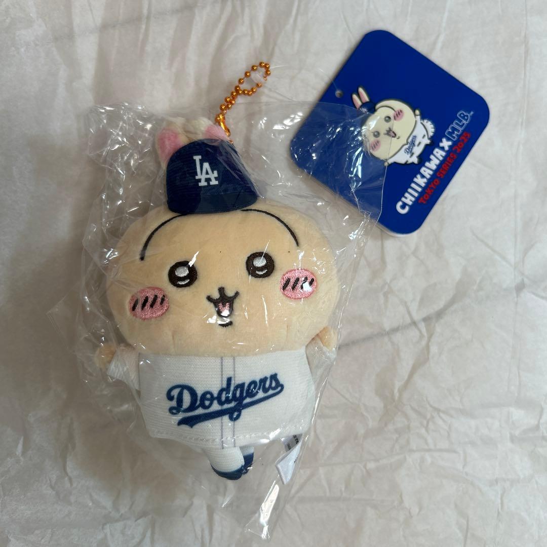 ちいかわ×MLB TOKYO SERIES マスコット うさぎ（ドジャース） - メルカリ