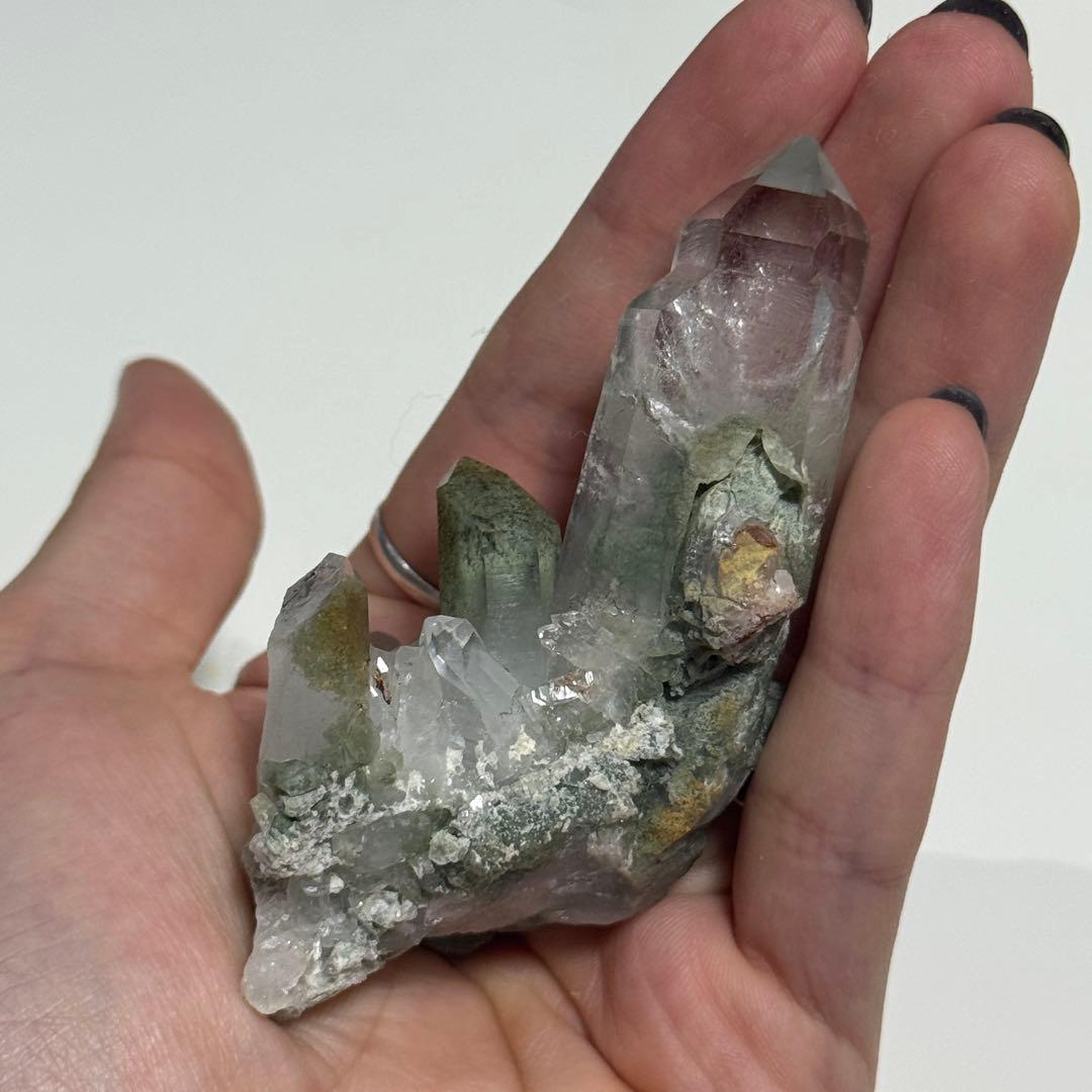 ヒマラヤ水晶　ガーデンクォーツ　原石　69.5g NO.173