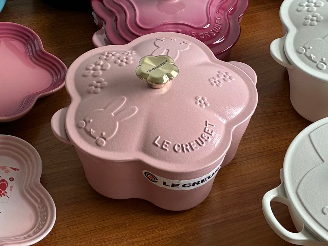 即日発送　限定カラー　レア完売 限定品　ル・クルーゼ　ミッフィー　コラボ miffy × LE CREUSET コラボアイテム大好評発売中！｜お知らせ