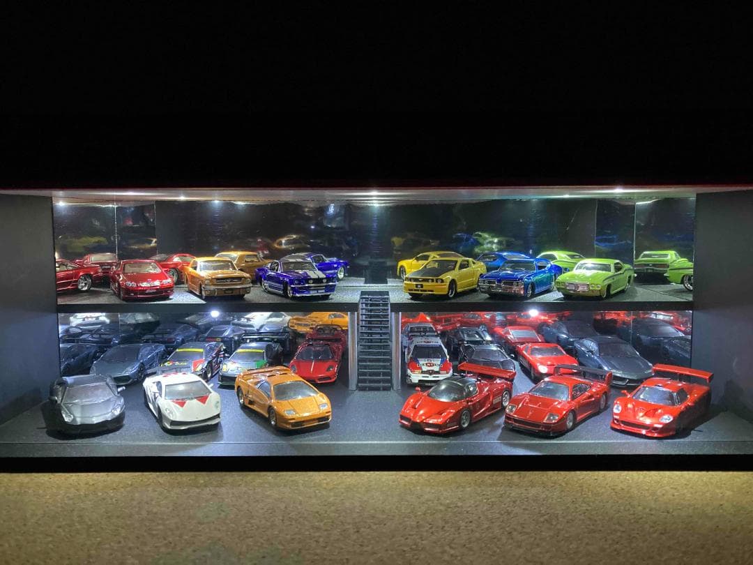 ミニカー用ジオラマ：1/64 ショールームⅣ（ワイドタイプ）最大展示台数24台！ Amazon.co.jp: ミニカー ジオラマ 1 64 1 43 ガレージタイプ