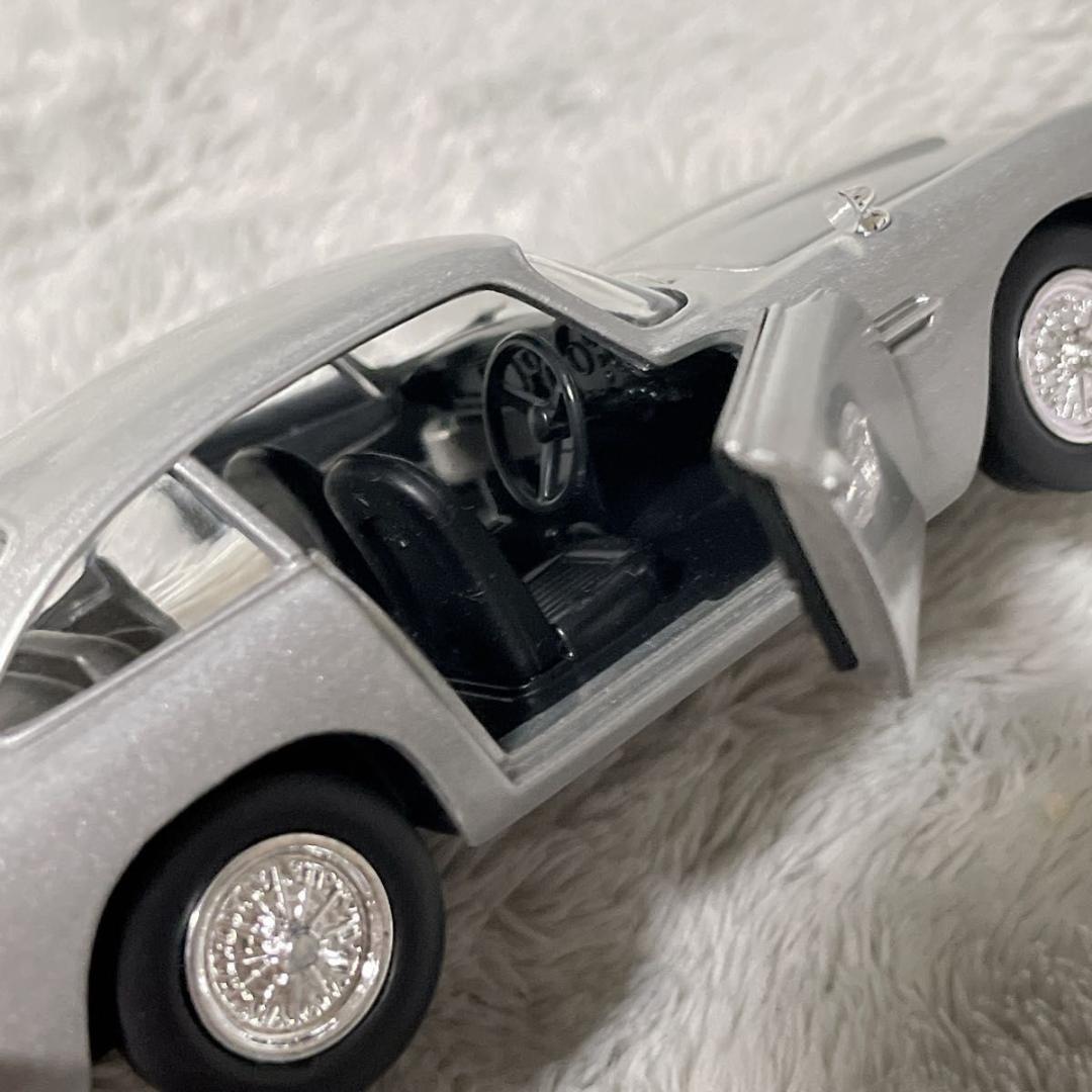 Corgi 007 スペクター アストン DB5&DB10 1/36 ミニカー - メルカリ