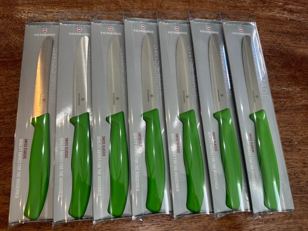 7本セット 波刃テーブルナイフ 緑ハンド VICTORINOX（ビクトリノックス） ステーキ&ピッツァナイフ 12cm 食洗機