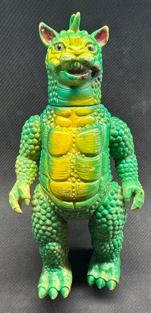 レトロ　希少　当時物 ガバラ ソフビ　ひよこマーク・ブルマァク　昭和レトロ ブルマァク 当時物 ガバラ ソフビ 円谷プロ - メルカリ