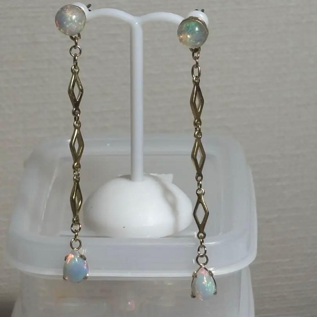 揺れるオパールのピアス ピアス 18金 揺れる ダイヤモンド フックピアス オパール k18 オパール