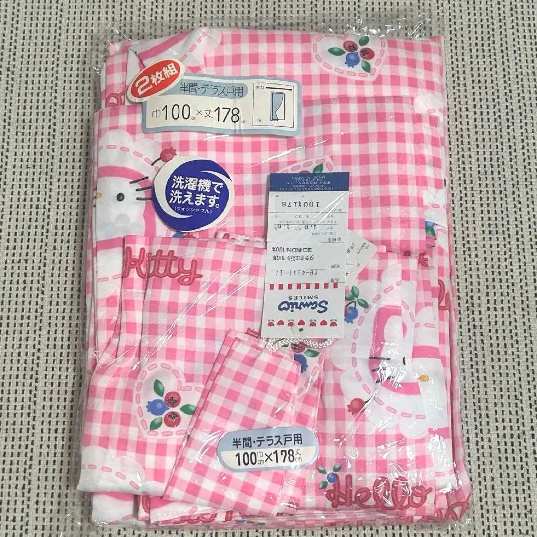 レア★新品 サンリオ　キティ　カーテン ￼ 100×178㎝￼2枚 Amazon｜サンリオ(SANRIO) キティ 2級 遮光 遮熱 遮光カーテン2枚