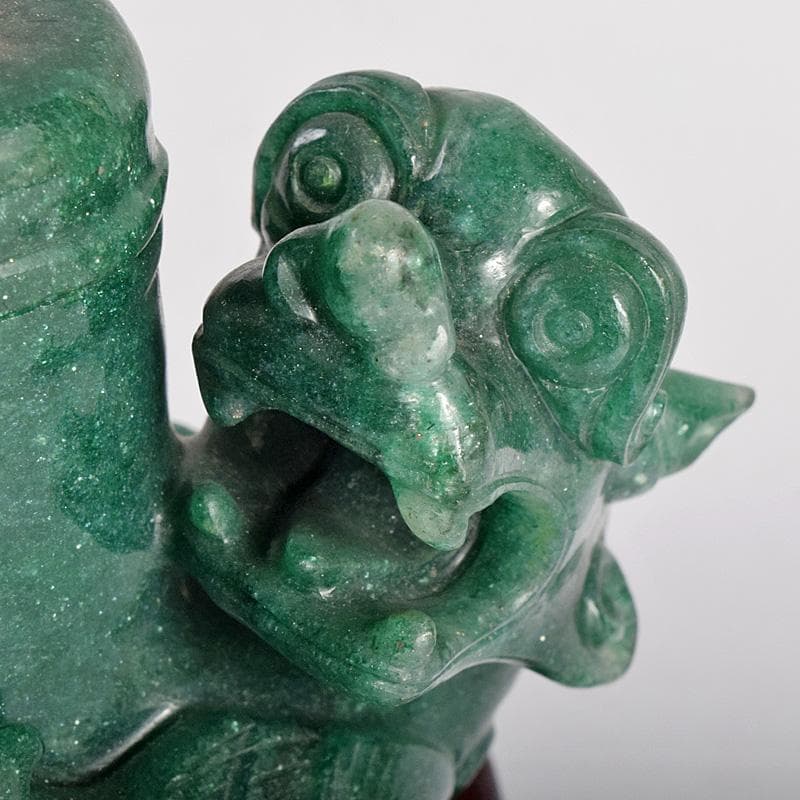 中国 玉石碧玉彫刻 神獣形 飾壷 置物 唐木台付 U R8768