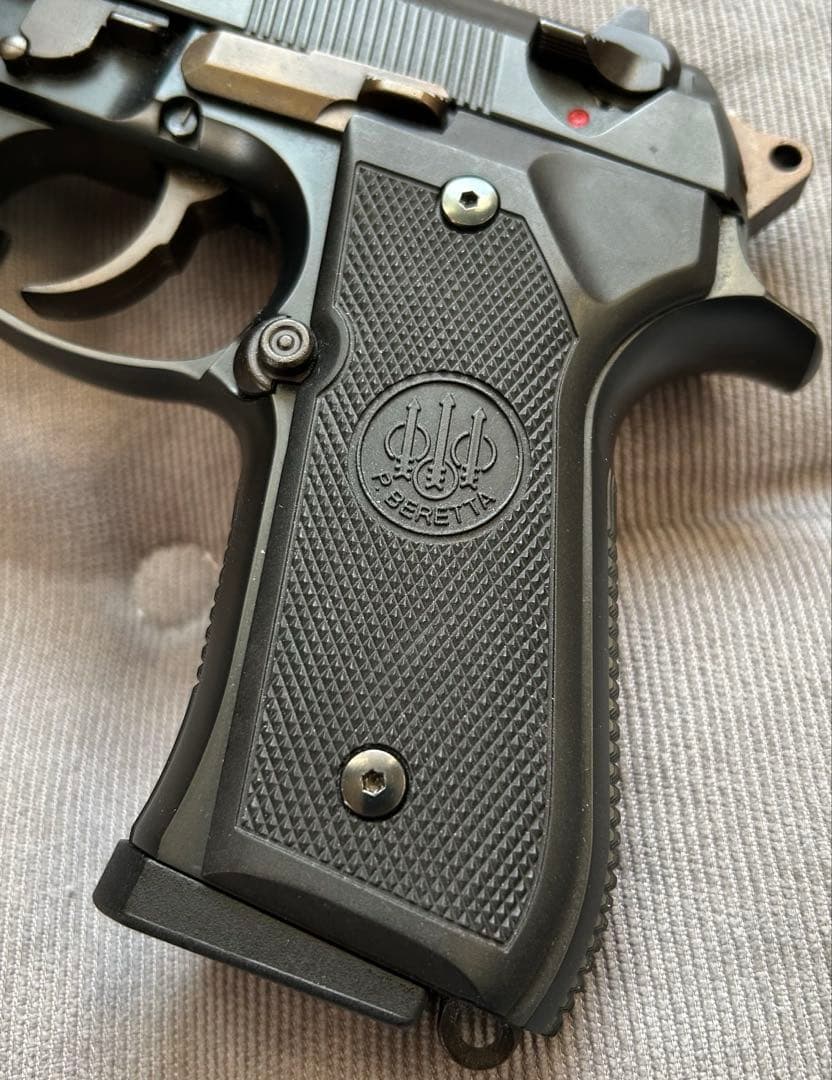 WA】ベレッタM9A1 カーボンブラックHW＋SUREFIREレプリカライト