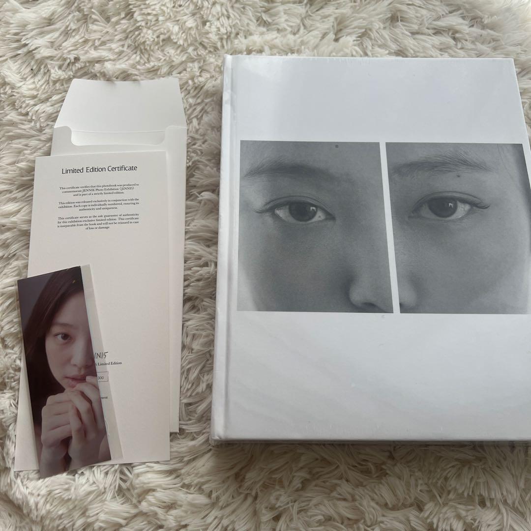 新品 J2NNI5 POP UPジェニ フォトブック 写真集 代官山 ジェニー JENNIEの写真展「J2NNI5」が代官山 蔦屋書店にて開催。韓国を代表する