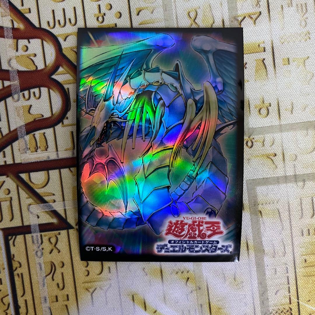 希少】遊戯王 スリーブ 究極宝玉神レインボードラゴン - メルカリ