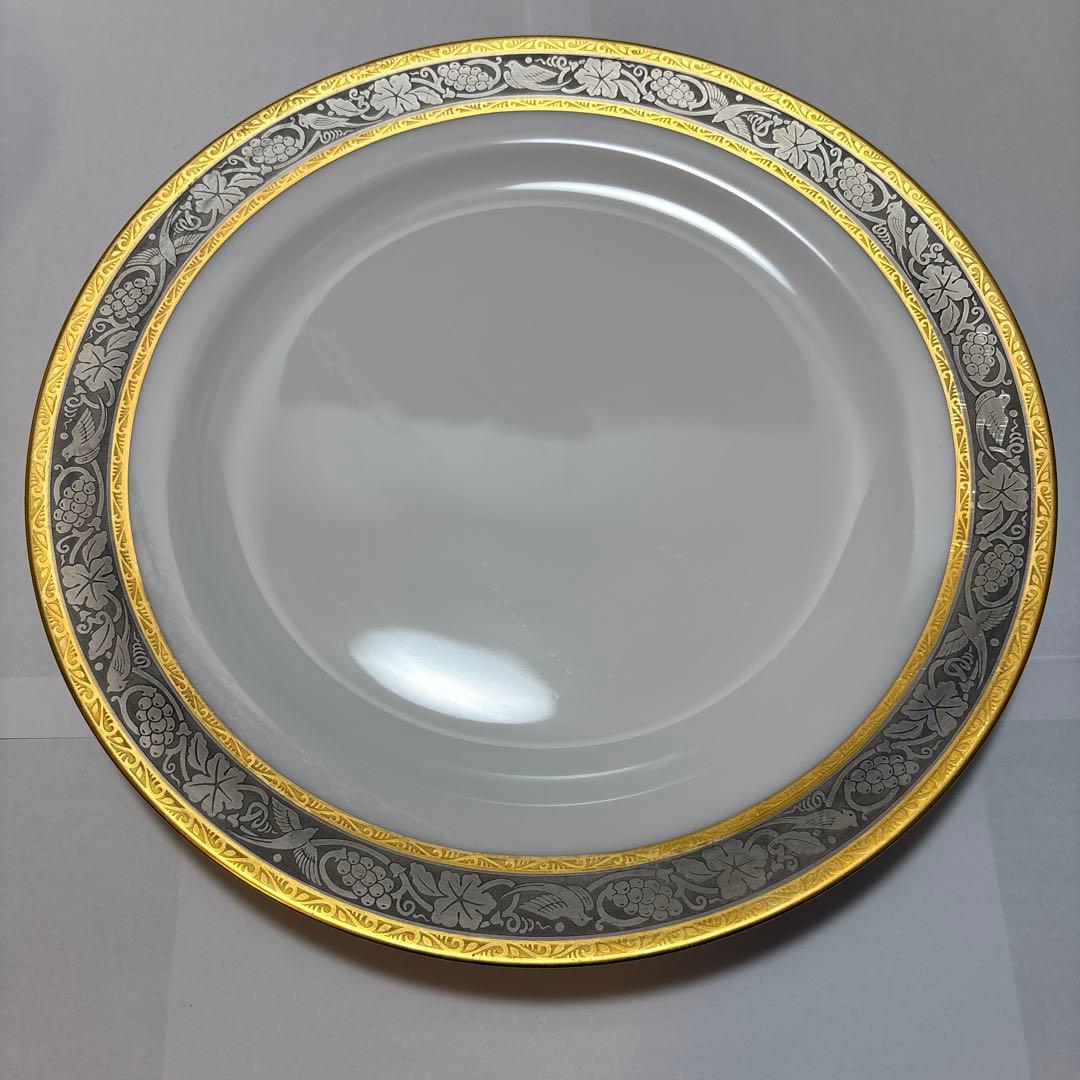 大倉陶園 白金金蝕唐草葡萄 ミートプレート 26cm - メルカリ