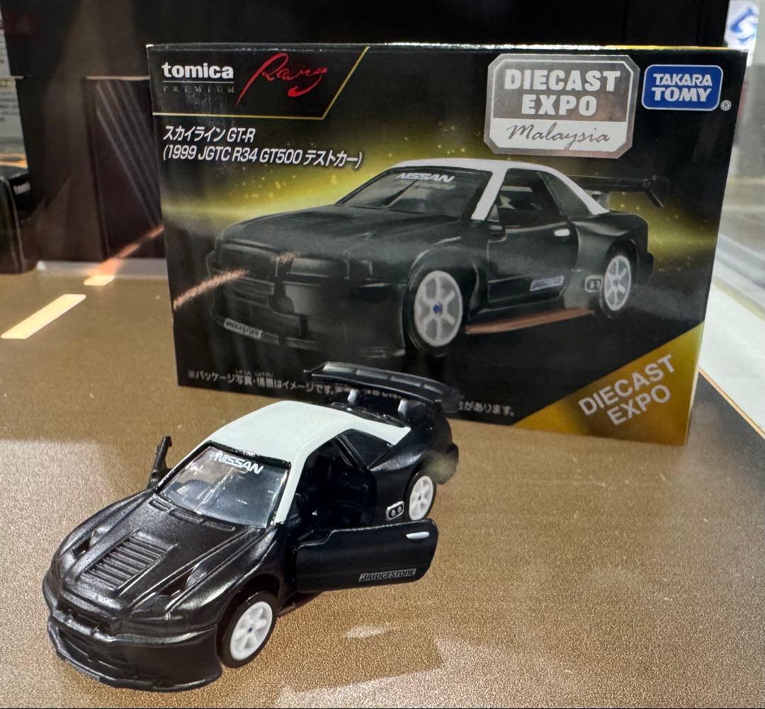 トミカ プレミアム レーシング スカイライGT-R R34 テストカー 海外