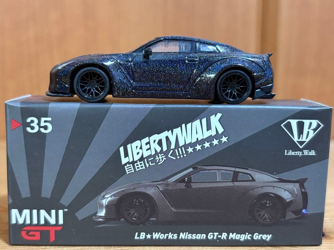 ミニカー MINI GT LBWR GT-R R35 No.35 TSM Mini GT 1:64 LB Works Nissan GT-R R35 Liberty Walk - Satin