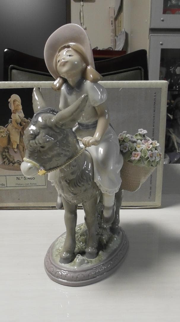 LLADRO リヤドロ 【プラテロと花】2 リアドロ インテリア L562