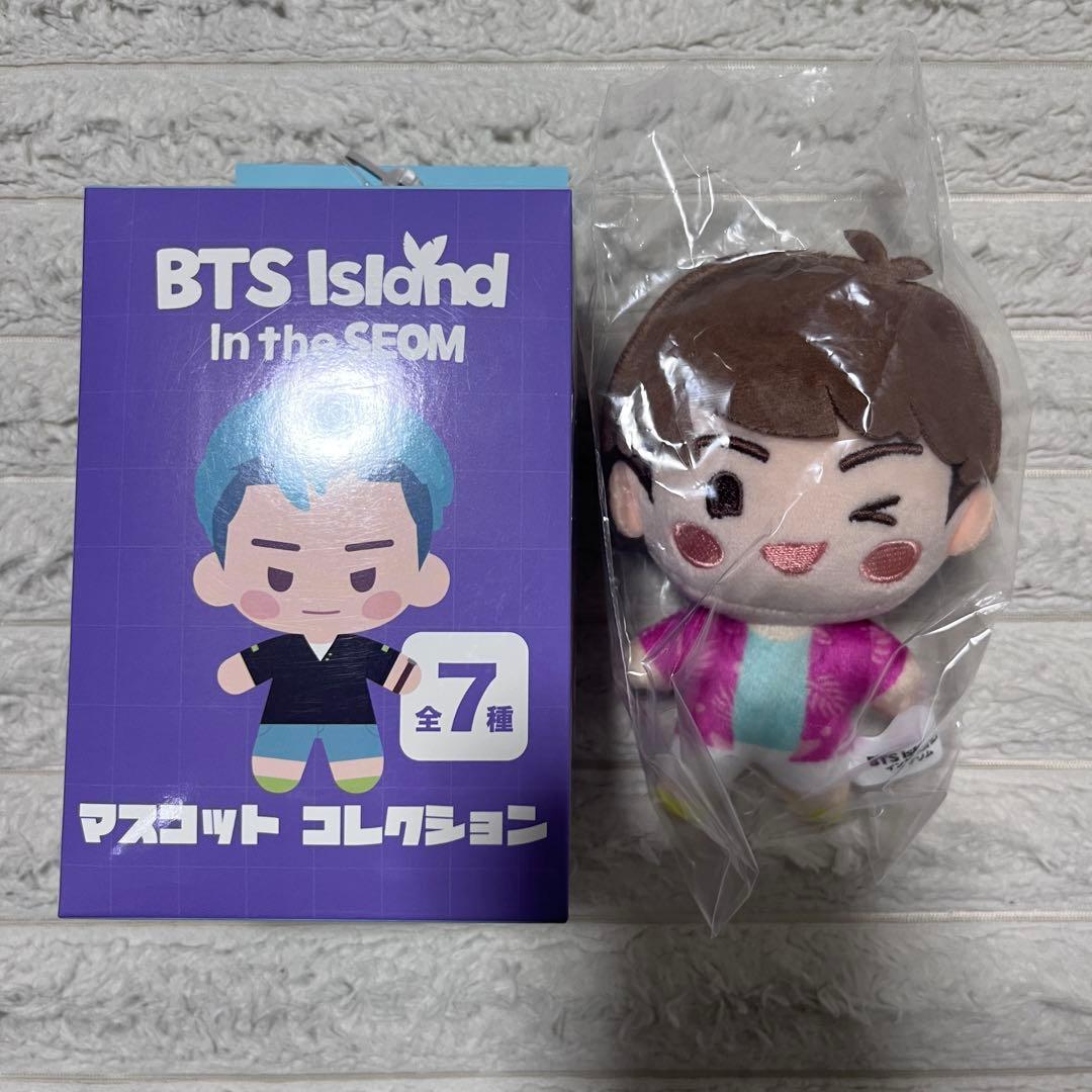 しまむら BTS インザソム マスコットチャーム ジン - メルカリ