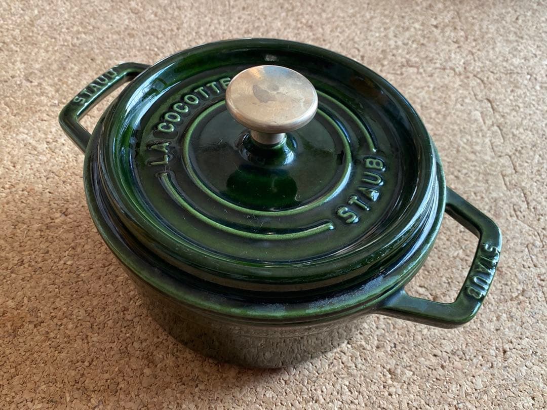 STAUB ストウブ ラウンドココット　16cm オリーブ　限定色 ストウブ ピコ ココット ラウンド IH対応 16cm [セージグリーン] (鍋