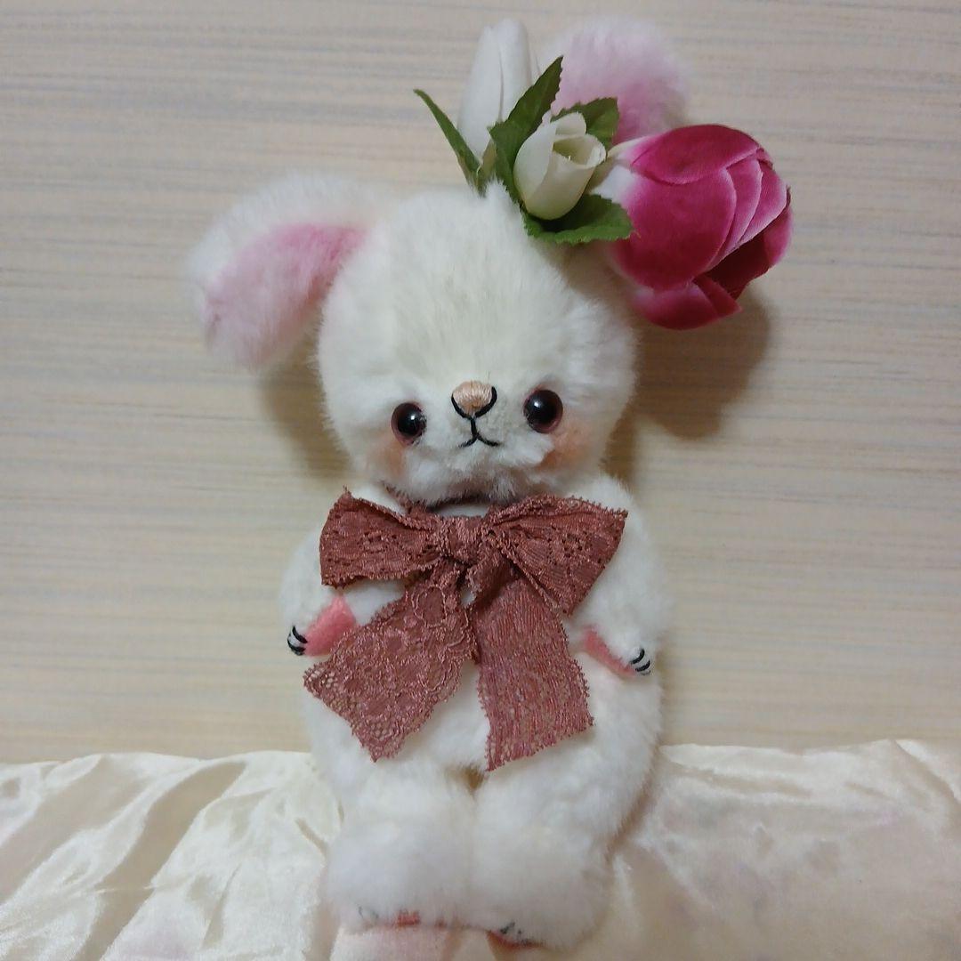 作家様　ウサギ　ぬいぐるみ　花飾り付き うさぎ ぬいぐるみ ふわふわ アクセサリー セット テイクオフ マロン