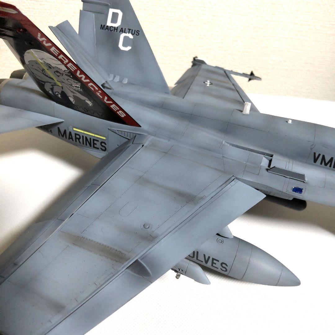戦闘機プラモデル完成品ハセガワ1/48F-18Cホーネット - メルカリ