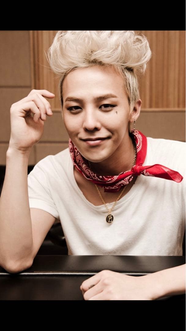 AMBUSH × G-DRAGON コラボネックレス - メルカリ