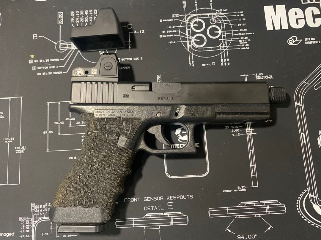 東京マルイ Glock 18C ガスブロガン 9x19 光学サイト搭載 グロック18C 東京マルイ ガスガン レビュー