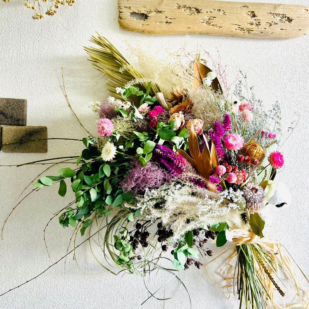 枝垂れを楽しむスワッグ　スワッグ　リース　ユーカリ　スモークツリー Dried Eucalyptus & Smoke Tree Wreath (ユーカリとスモーク