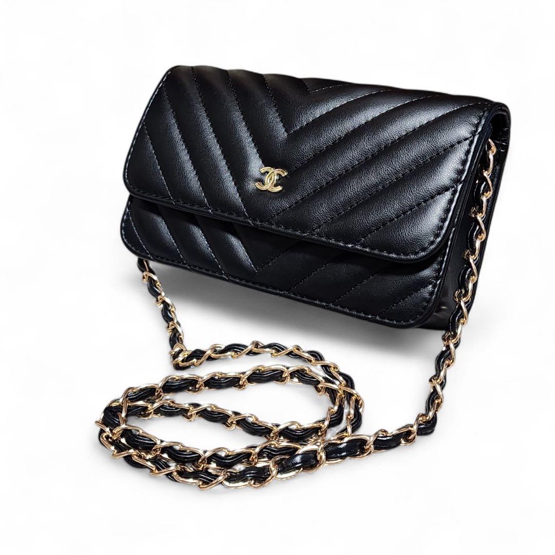 CHANEL　ミニショルダー　ショルダーバッグ　黒　ノベルティ CHANEL ノベルティ ミニショルダーバッグ 箱付き｜Yahoo!フリマ（旧