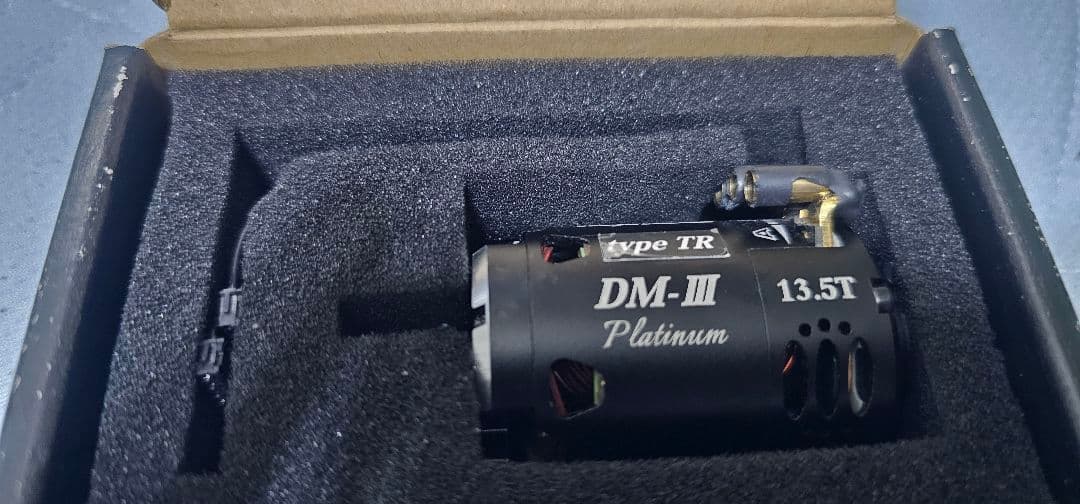 トップライン　ドリフト専用ブラシレスモーターDM-Ⅲ Platinum13.5T TOPLINE BLM-07135 ドリフト専用ブラシレスモーター DM-Ⅲ Plutinum
