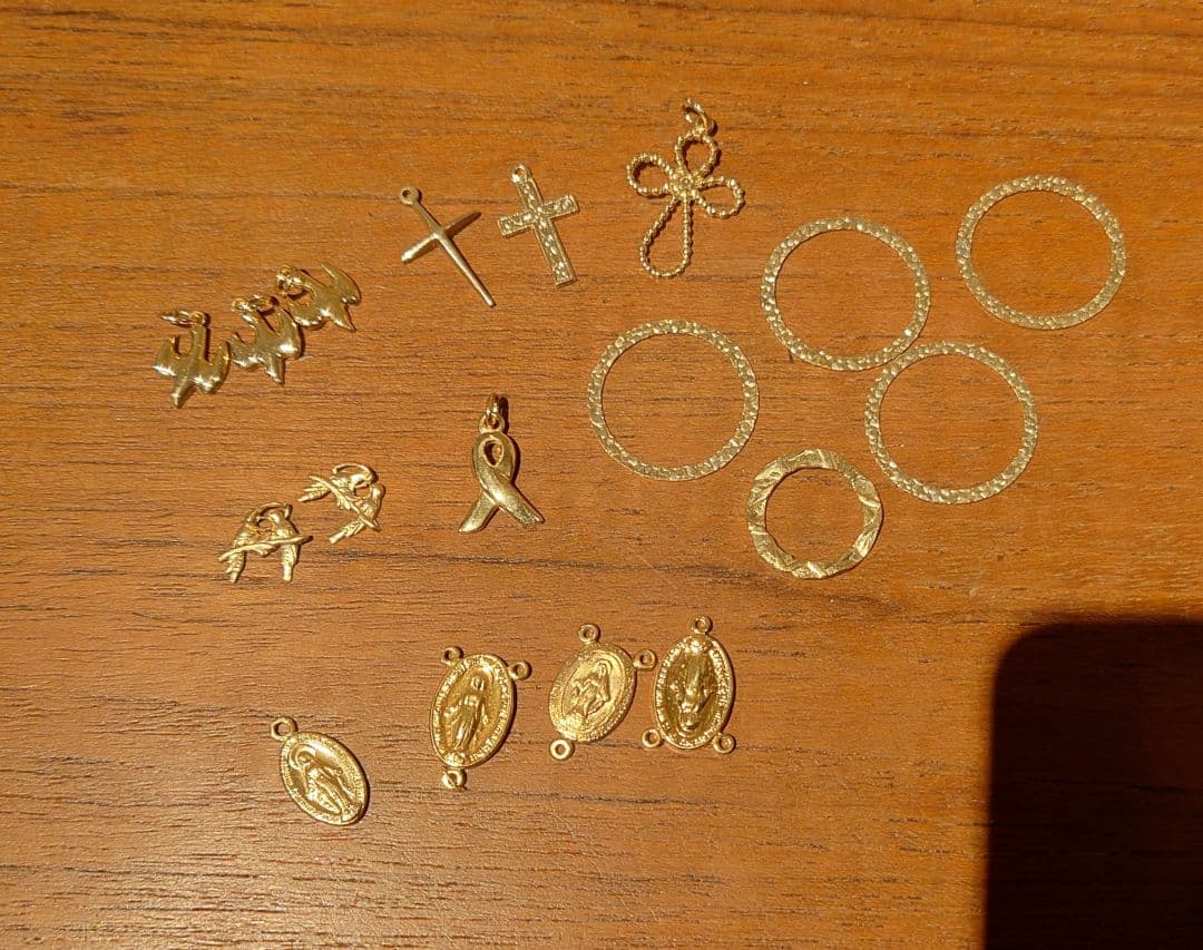 アクセサリー　パーツ　ハンドメイド　ゴールド　14kGF 14KGF チャーム 空枠(ベゼル) ラウンドファセットカット【3mm】【4mm