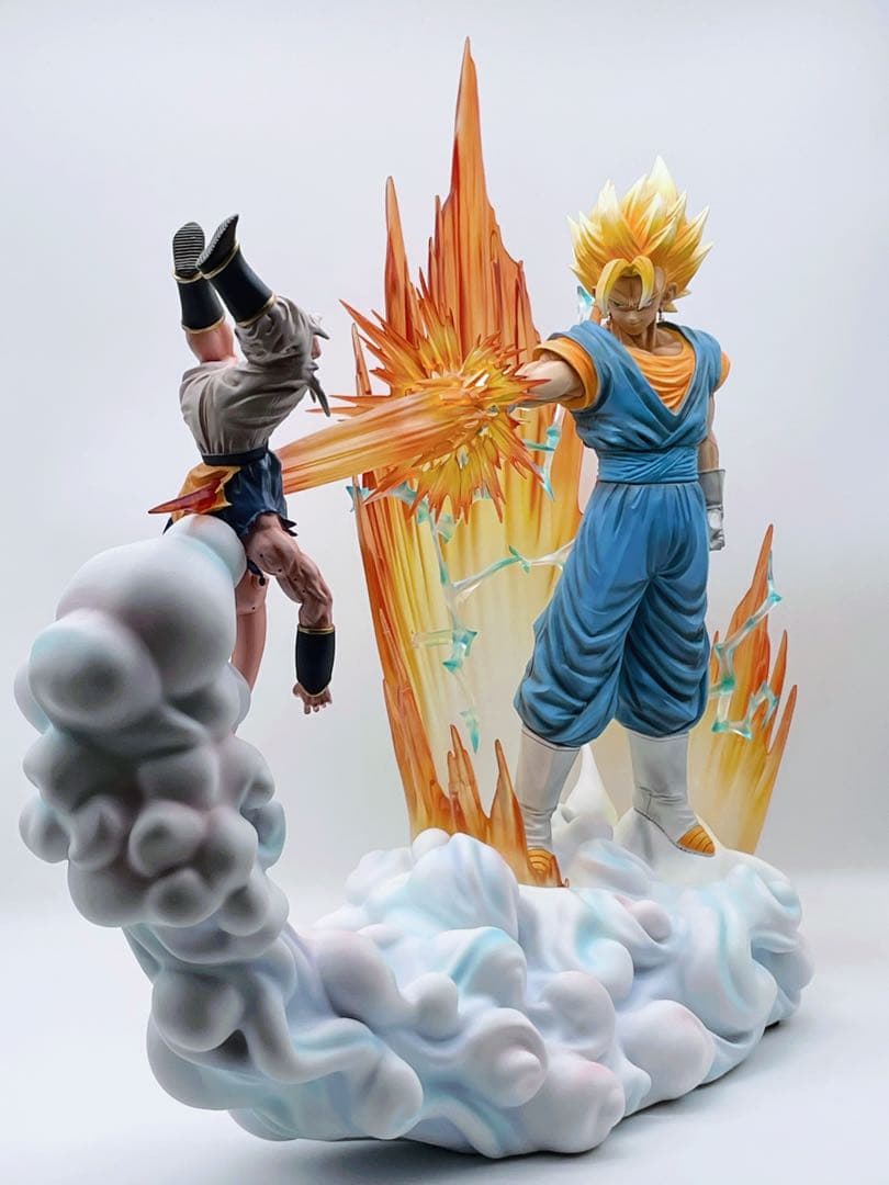 ドラゴンボール ベジータ VS 魔人ブウ 彫刻フィギュア ガレージキット
