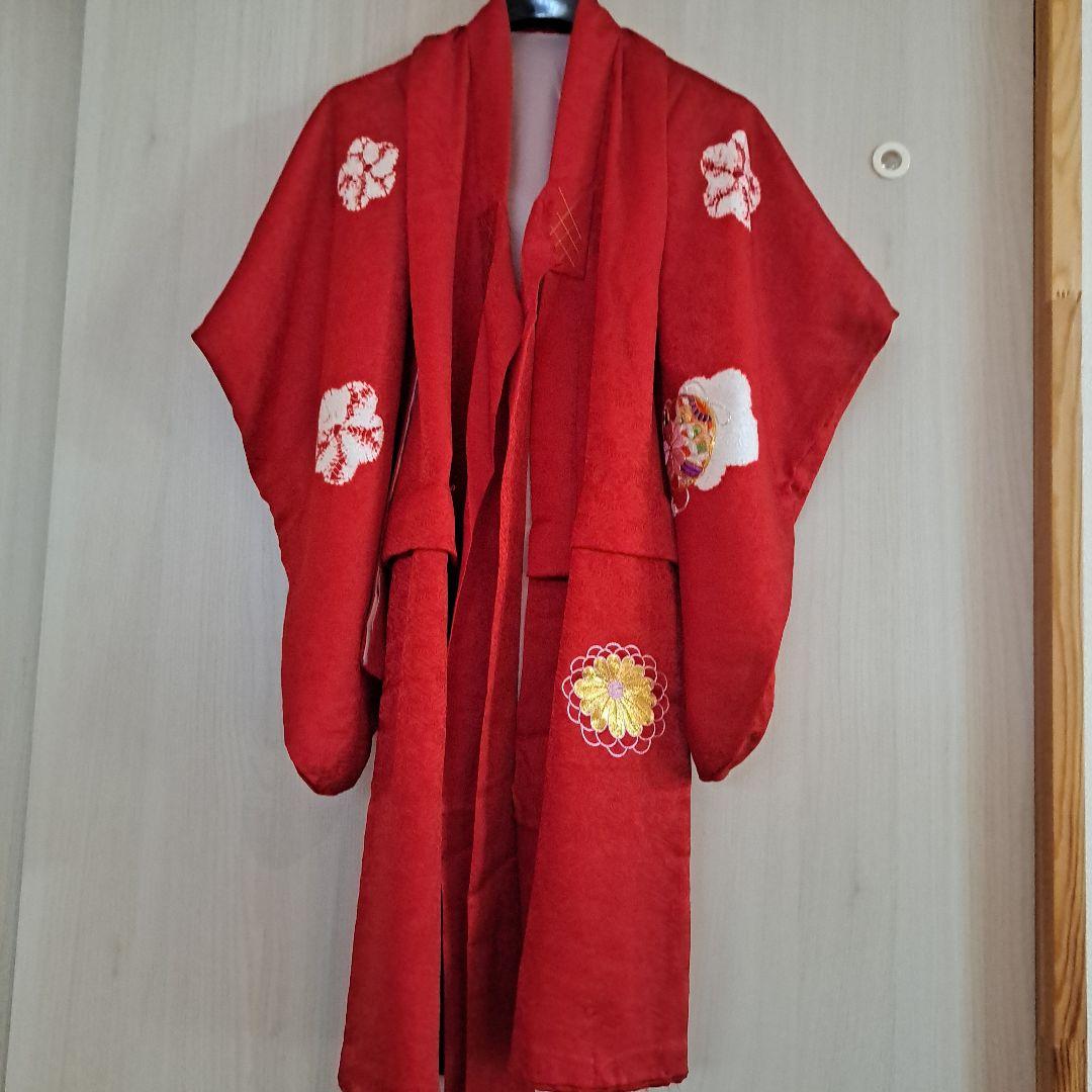 七五三 赤い花柄刺繍衣装　3歳 七五三 3歳 女の子 着物レンタル 被布 可愛い おしゃれ